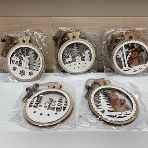 New Wooden Christmas Ornaments Set Of 5